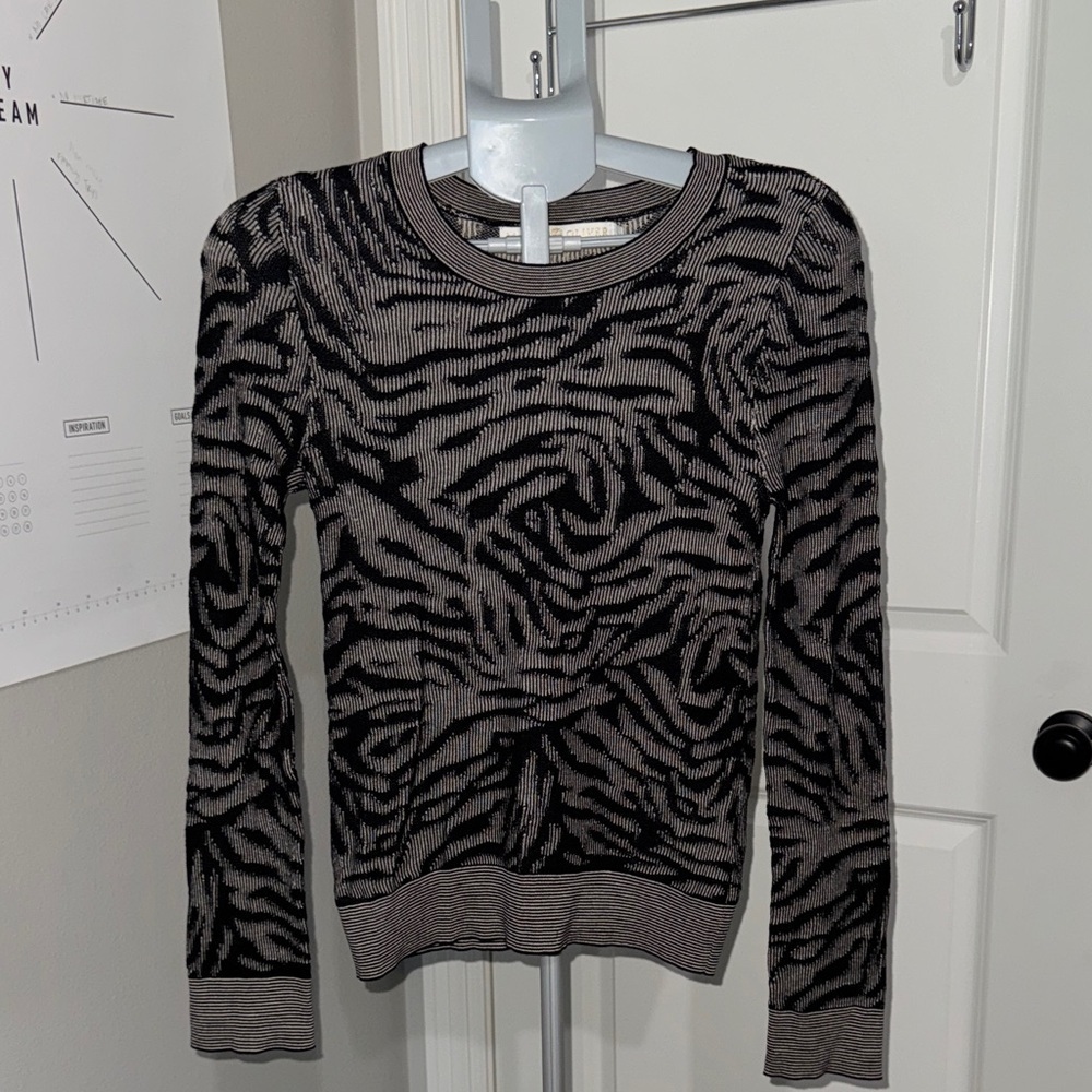 Marie Oliver Black and Cream Knit Top